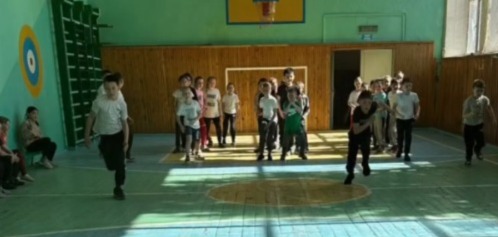 «URPAQ» жобасы аясында буллингке қарсы бағдарлама бойынша бүгін Прогресс орта мектебінің бастауыш сынып оқушыларының арасында спорттық эстафета өтті.