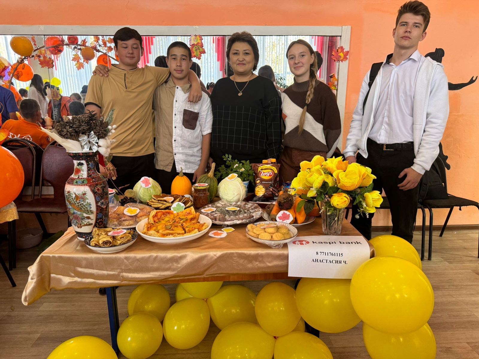 Еңбекқорлық пен кәсібилікке арналған қыркүйек айын «Күзгі кемпірқосақ» жәрмеңкесімен аяқтадық.